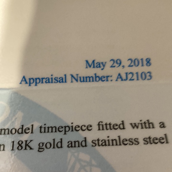 Ladies Oyster Datejust Mother of Pearl Rolex with Diamonds - Picture 4 of 8